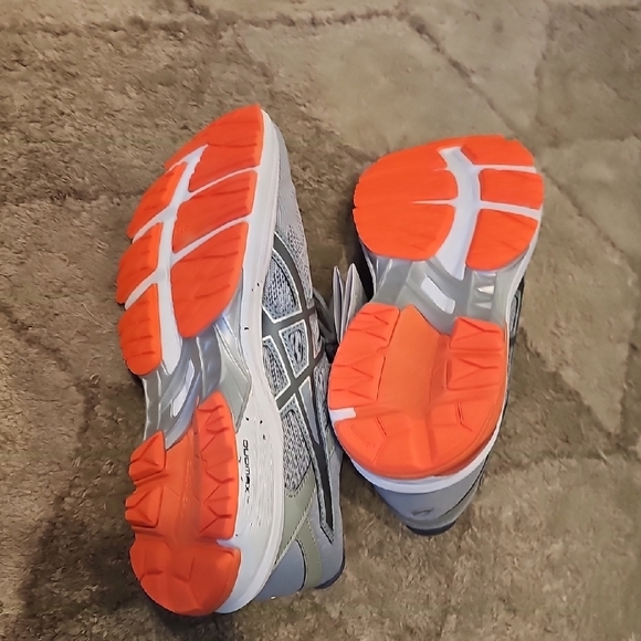 ASICS Women's Gray and Orange Running Shoes - Picture 4 of 4